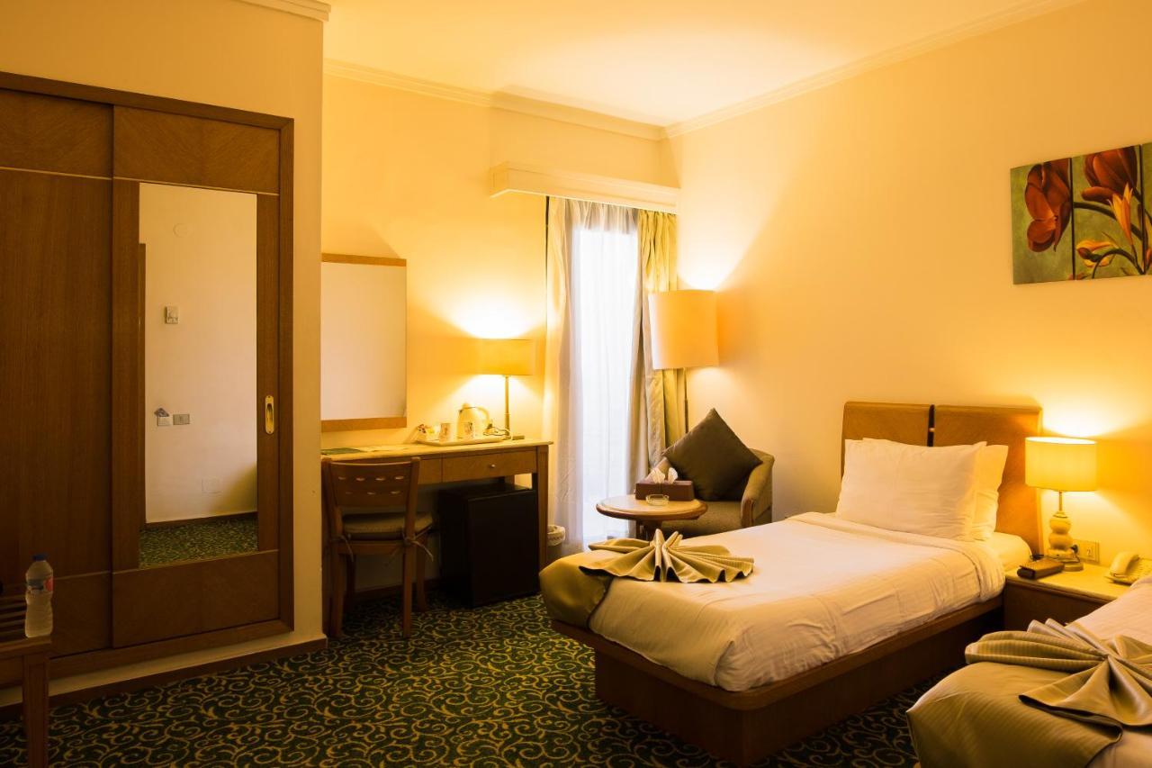Plaza Hotel Alexandria Exteriör bild