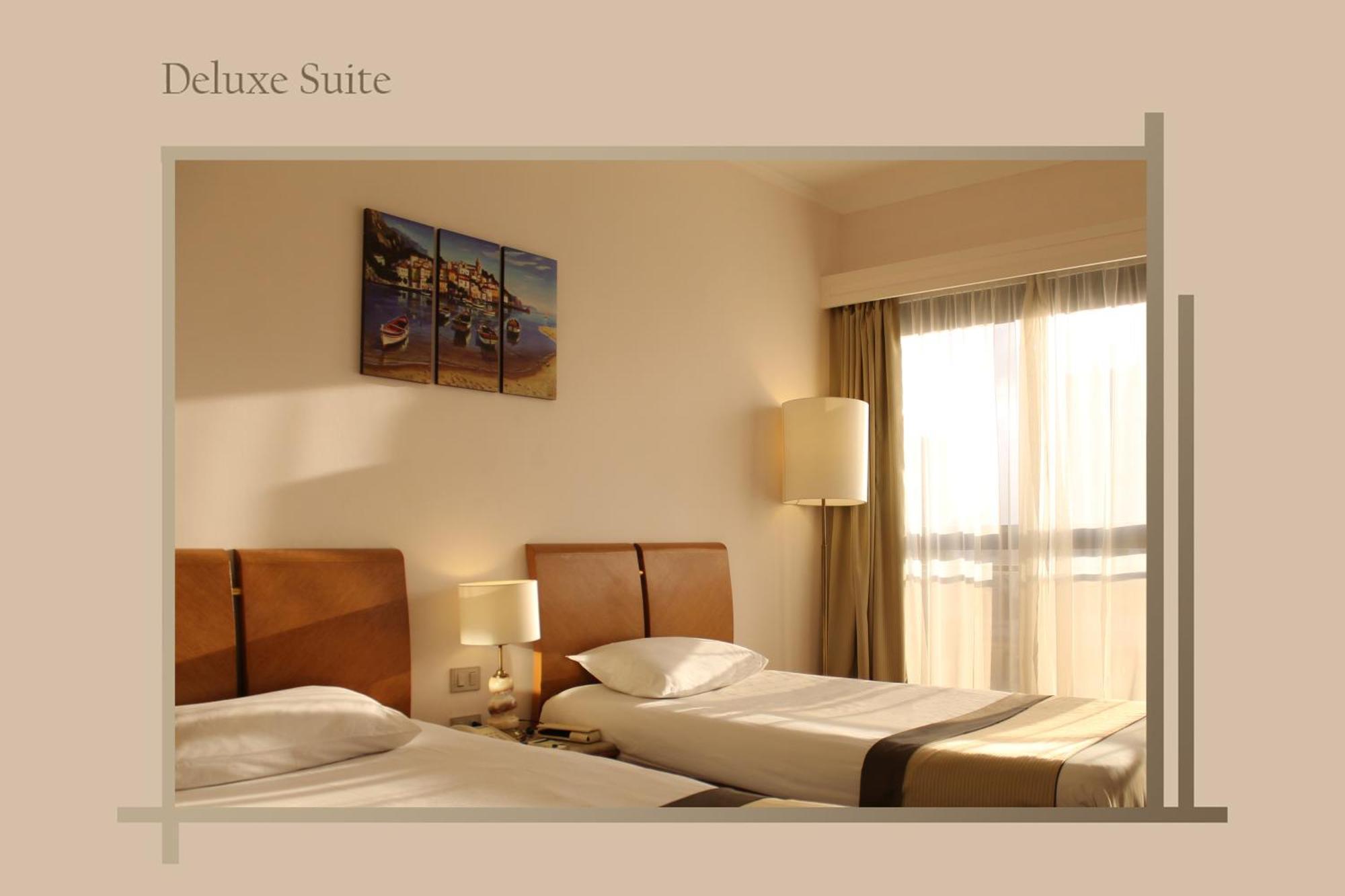 Plaza Hotel Alexandria Rum bild